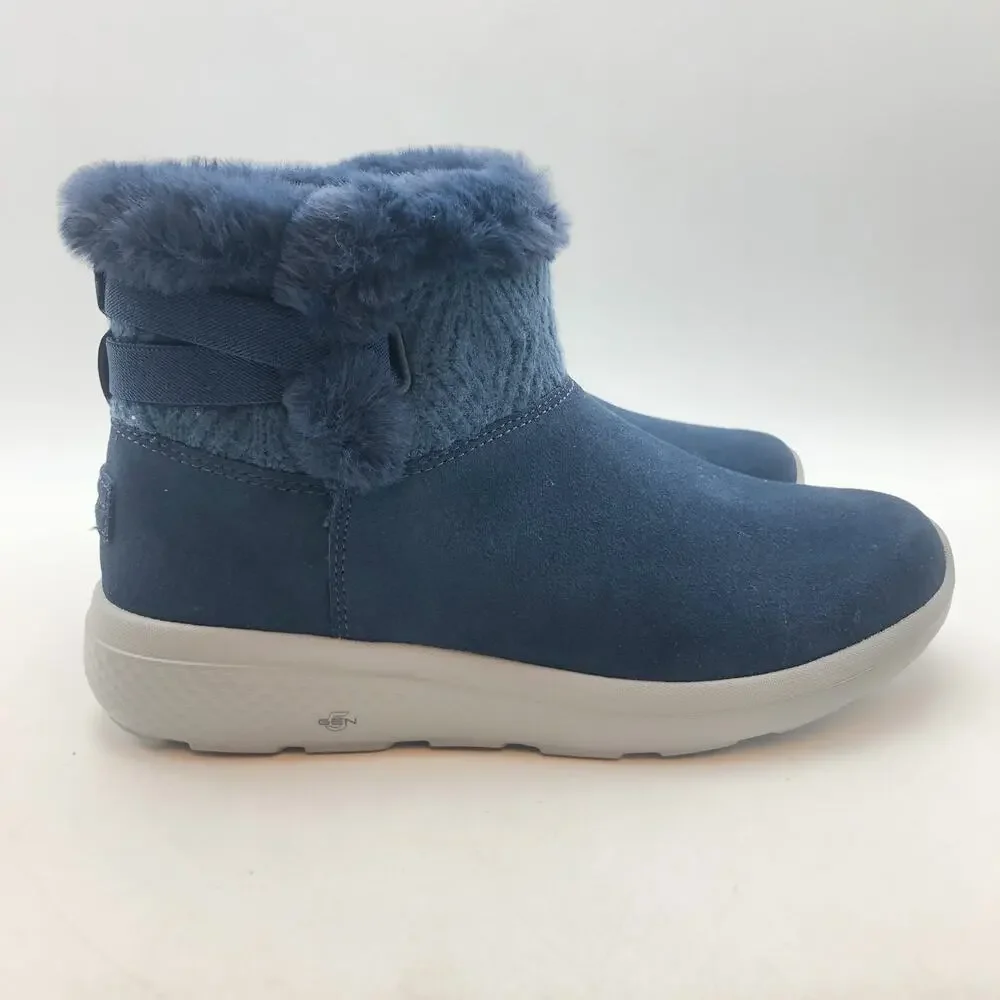Skechers Womens On-the-GO City Winter Boots 8 WIDE Navy Blue Water Repellent NIB